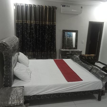 Ryazm Guest House 拉瓦尔品第 外观 照片
