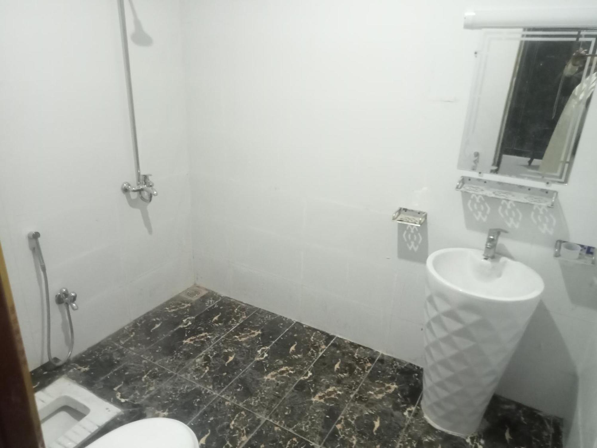 Ryazm Guest House 拉瓦尔品第 外观 照片